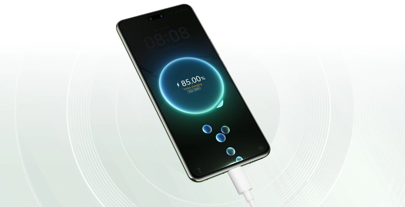 HUAWEI nova 13 Pro на зарядке